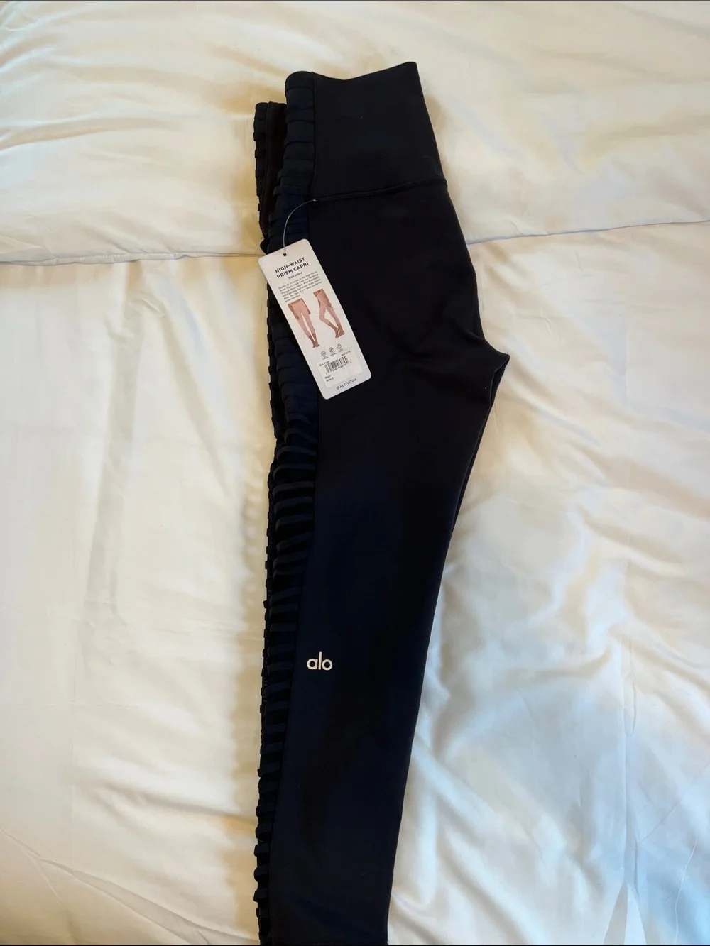 Alo Yoga High-Waist Prism Capris NEVER WORN tag still on